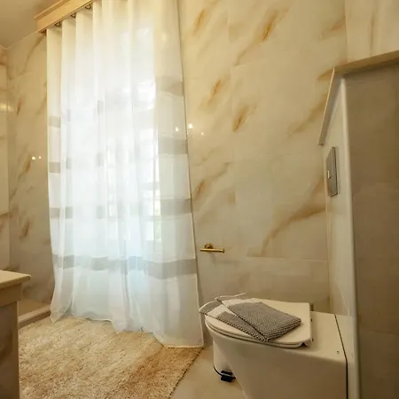 Stema Apartment