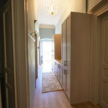 Stema Apartment